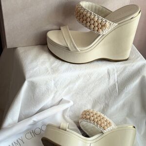 Jimmy Choo Amoure Wedge 38
Latte/Ivory